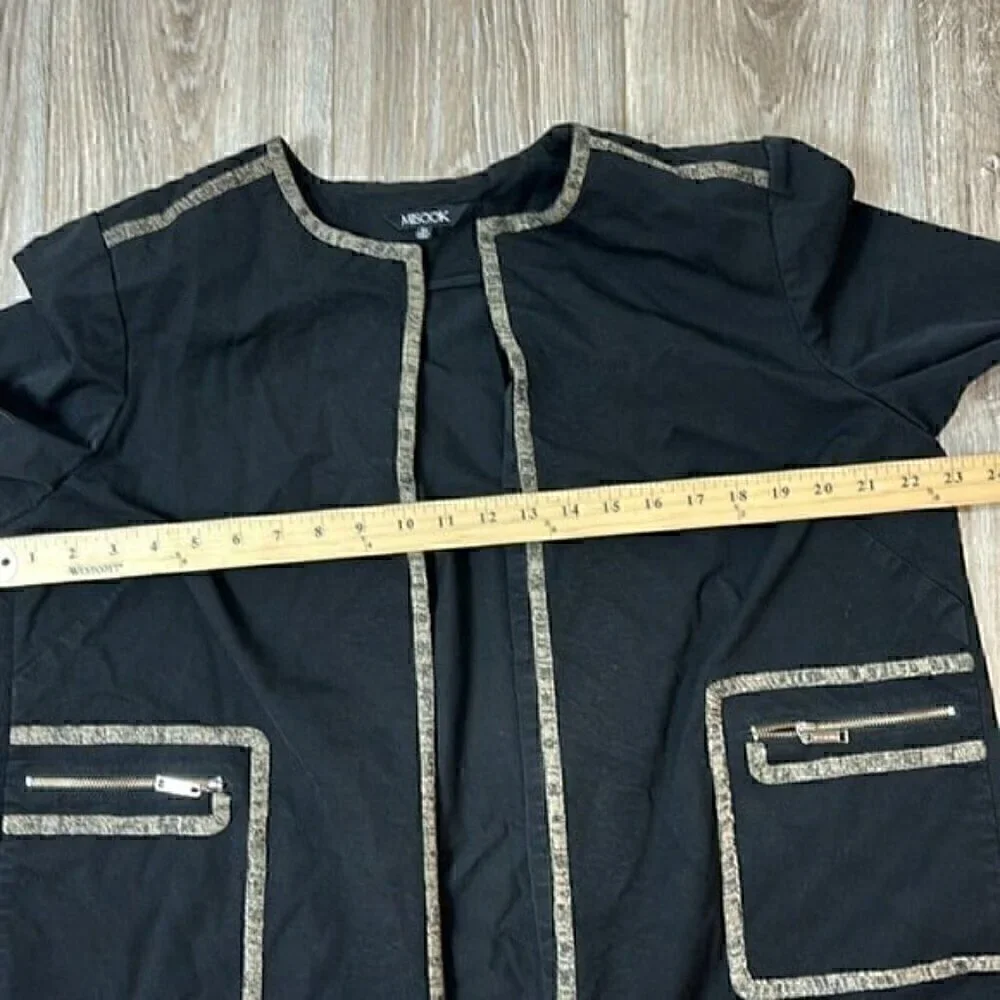 Misook  black blazer jacket  and beige trim open front blazer size medium